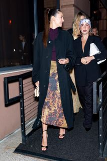 Nina Dobrev feet photo thumbnail