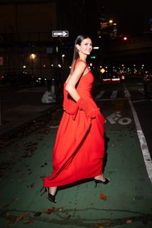 Nina Dobrev feet photo thumbnail