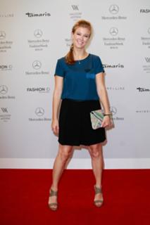 Nina Eichinger feet photo 18