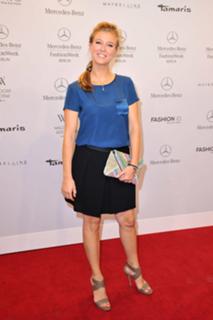 Nina Eichinger feet photo 15