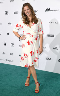 Nina Eichinger feet photo 6
