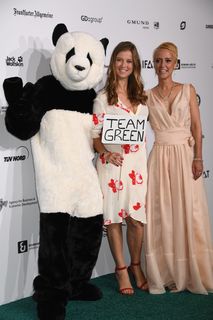 Nina Eichinger feet photo 3