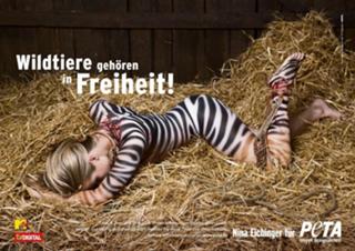 Nina Eichinger feet photo 17