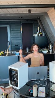 Nina Kraviz feet photo 11