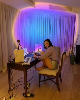 Nina Kraviz feet photo 13