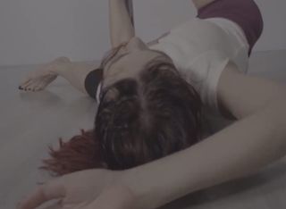 Nina Kraviz feet photo 7