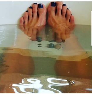 Nina Lawless feet photo 6