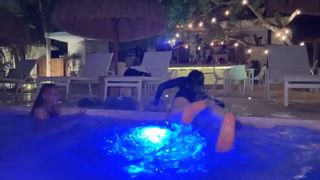 Nina Lin feet photo thumbnail