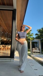 Nina Lin feet photo 5