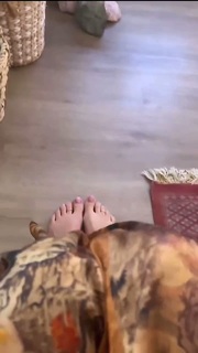 Nina Marie Daniele feet photo thumbnail
