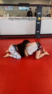 Nina Marie Daniele feet photo thumbnail