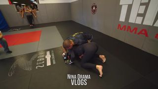 Nina Marie Daniele feet photo thumbnail