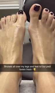 Nina Marie Daniele feet photo thumbnail