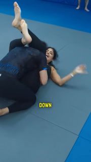 Nina Marie Daniele feet photo thumbnail