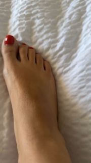 Nina Marie Daniele feet photo 10