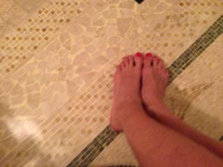 Nina Moric feet photo 1