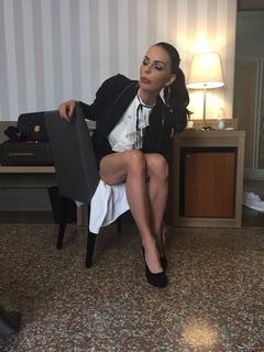 Nina Moric feet photo 18