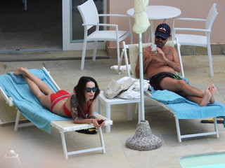 Nina Moric feet photo 20