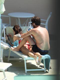 Nina Moric feet photo 11