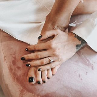 Nina Moric feet photo 4