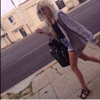 Nina Nesbitt feet photo 19