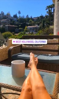 Nina Nesbitt feet photo 4