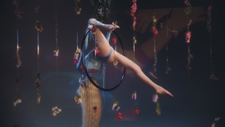 Nina Nesbitt feet photo 16