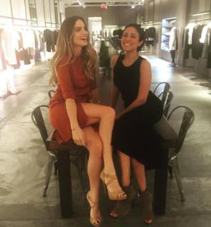 Nina Senicar feet photo thumbnail