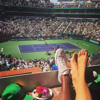 Nina Senicar feet photo thumbnail