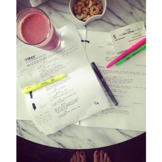 Nina Senicar feet photo thumbnail