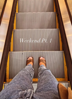 Nina Senicar feet photo thumbnail