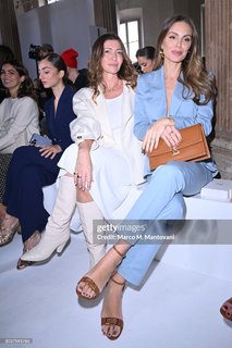 Nina Senicar feet photo thumbnail