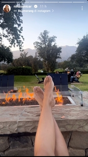 Nina Senicar feet photo thumbnail