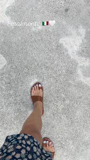 Nina Senicar feet photo 6