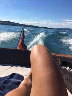 Nina V. Heinemann feet photo thumbnail