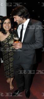 Nina Wadia feet photo 8