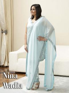 Nina Wadia feet photo 3