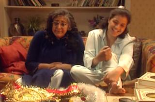 Nina Wadia feet photo 13
