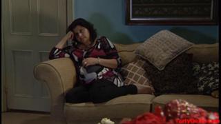 Nina Wadia feet photo 9