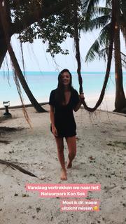 Nina Warink feet photo 15