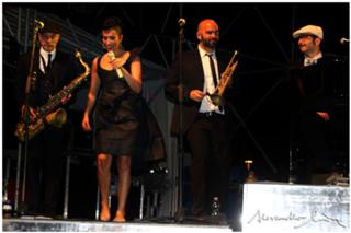 Nina Zilli feet photo 12