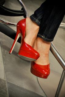 Nina Zilli feet photo 11