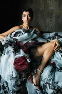 Nina Zilli feet photo 3