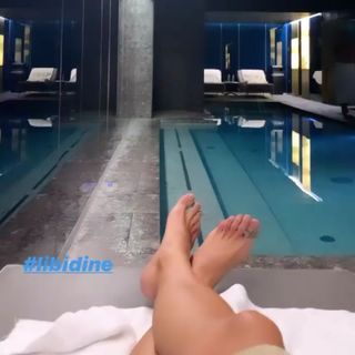 Nina Zilli feet photo 17