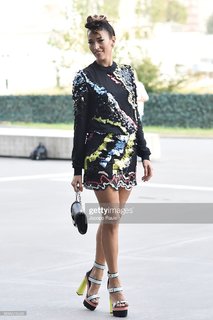 Nina Zilli feet photo 5