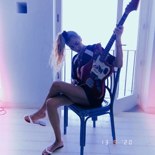 Nina Zilli feet photo 4