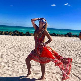 Ninel Conde feet photo thumbnail