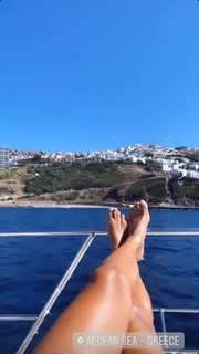 Ninel Conde feet photo thumbnail