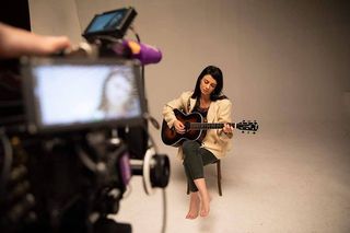Ninet Tayeb feet photo 8
