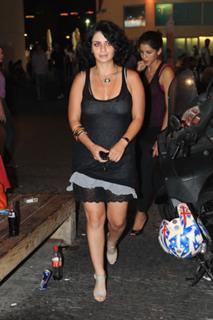 Ninet Tayeb feet photo 2